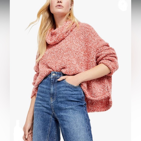 Free People Sweaters - NWT! Free People BFF cowl neck sweater Small